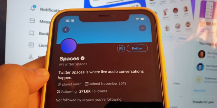 Twitter uji bahagian khas Spaces di peranti iOS, paparannya hampir sama dengan Clubhouse