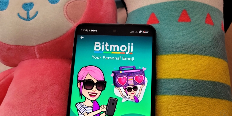 Ubah emoji di papan kekunci Android & iOS anda lebih menarik dengan Bitmoji