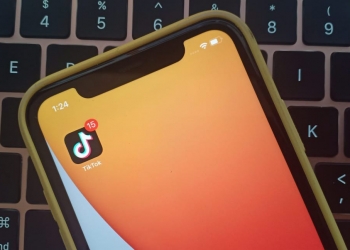 Tiktok berhenti beri notifikasi bermula 9 malam kepada pengguna remaja