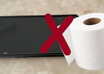 Pastikan anda elak 4 bahan ini ketika bersihkan skrin telefon