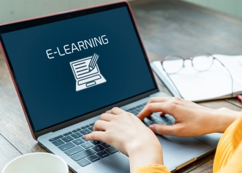 Guru boleh jadikan kelas dalam talian lebih seronok dengan 7 perkara ini