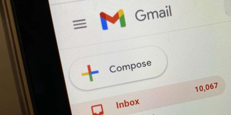 Cara mudah padam serentak semua e-mel yang tak diperlukan di Gmail