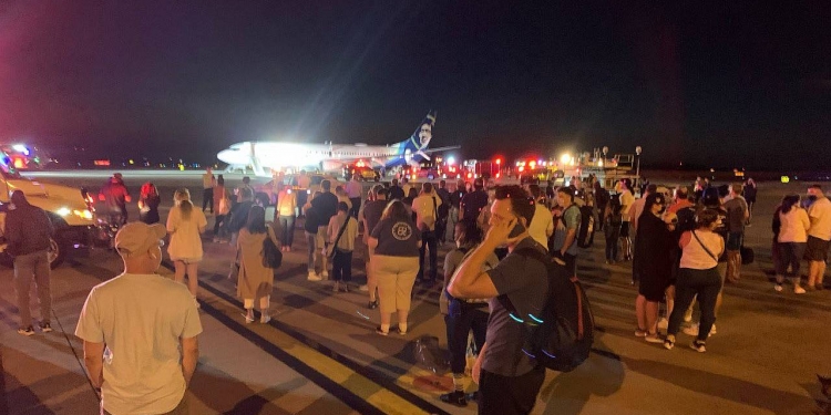 Telefon meletup di dalam kapal terbang, terbakar sehingga tidak dikenali