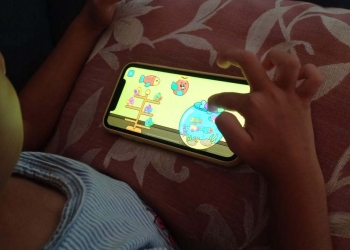 Mudahkan anak tonton YouTube di iPhone dengan kawal skrin & sentuhan, ini caranya