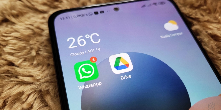 WhatsApp akan lebih selamat dengan penyulitan salinan hujung-ke-hujung
