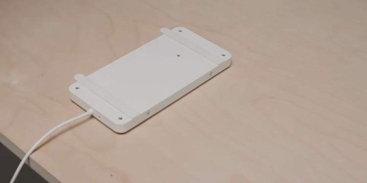 IKEA jual gajet yang tukar permukaan meja jadi pengecas wayarles