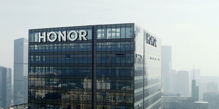 Honor masih belum bebas dari bayangan sekatan Huawei