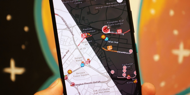 Dark Mode di Waze dalam fasa percubaan, bezanya tak ketara pun daripada yang sedia ada