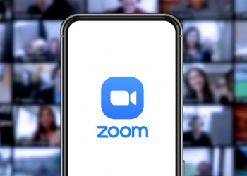 Kemampuan sari kata di Zoom kini boleh diguna oleh semua