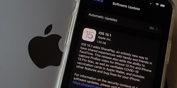 Kemas kini iOS 15.1 mula diedar, ada ciri baharu SharePlay dan 2 naik taraf kamera untuk iPhone 13 Pro