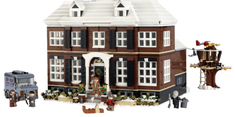 Lego Ideas Home Alone bawakan 5 watak utama & perincian banglo seperti dalam filem