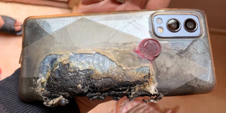 OnePlus Nord 2 dilaporkan terbakar dan ini bukan kali pertama