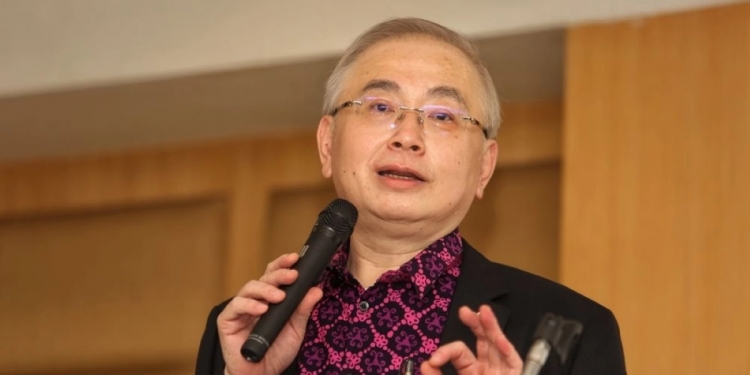Wee Ka Siong bongkar kebenaran projek kabel Apricot dan Yoshio Sato