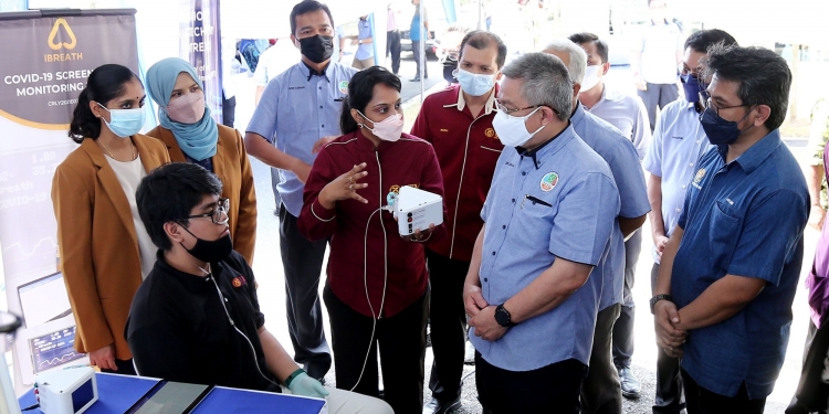 UTM bangunkan alat kesan COVID-19 daripada pernafasan