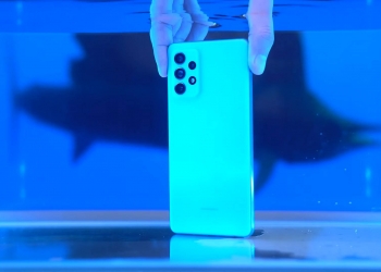 Kalis air IP67 akan ada di telefon Samsung yang lebih murah