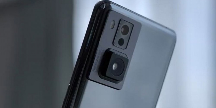 Oppo hantar teaser tentang kamera pop-up gaya baru