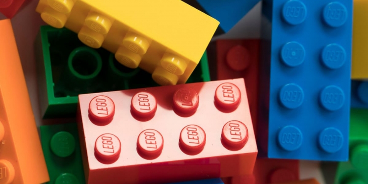 Jual Lego lama dapat pulangan lebih tinggi dari emas & saham, ini sebabnya