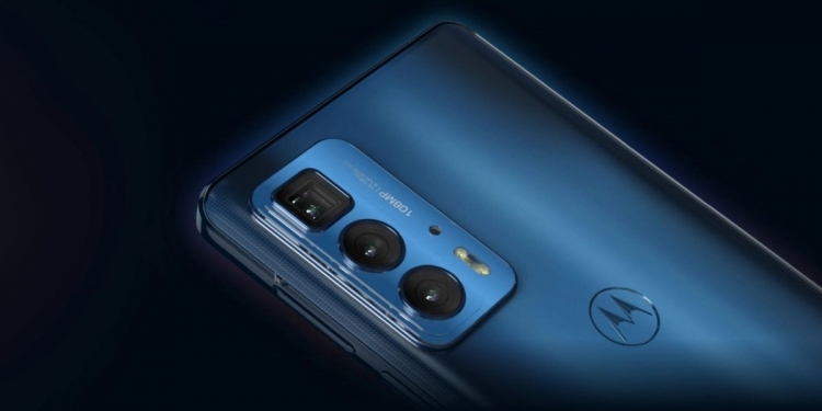 Motorola Edge 20 Pro, telefon dengan Snapdragon 870 dibuka tempahannya di dalam pasaran Malaysia