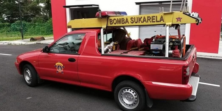 Adakah kenderaan kecemasan daripada kumpulan sukarelawan dikecualikan membayar toll lebuh raya Malaysia?