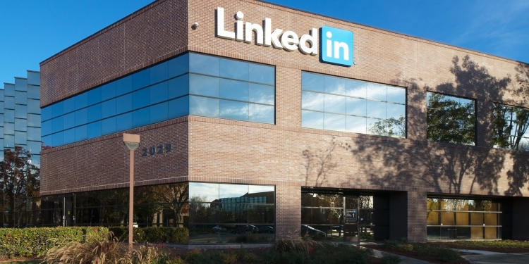 LinkedIn akan lancar platform persidangan maya, pesaing Zoom dan ClubHouse