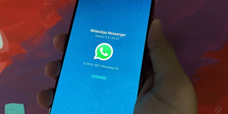 Whatsapp mahu buang sekatan nota suara, boleh didengar di luar bilik sembang