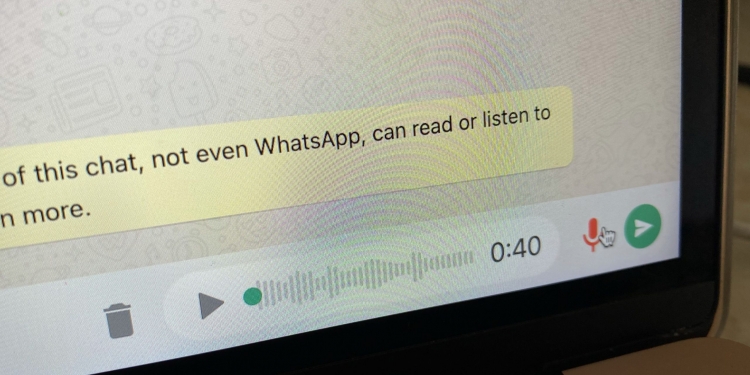 WhatsApp versi komputer ada butang pause & resume untuk rakam mesej suara