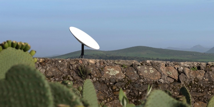 Internet darat terjejas dek Russia, Ukraine beralih kepada capaian satelit