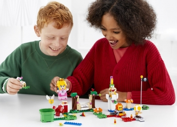 Peminat Lego Super Mario boleh gandingkan Lego Peach bersama Mario & Luigi tidak lama lagi