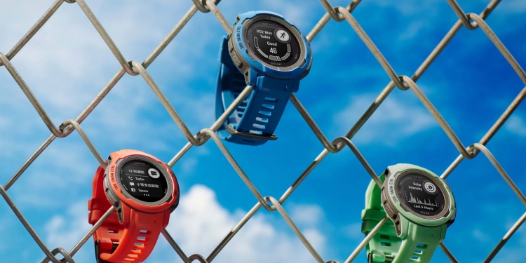 Garmin Instinct 2 ada tenaga bateri tanpa had, kini dalam 2 saiz dan pelbagai warna