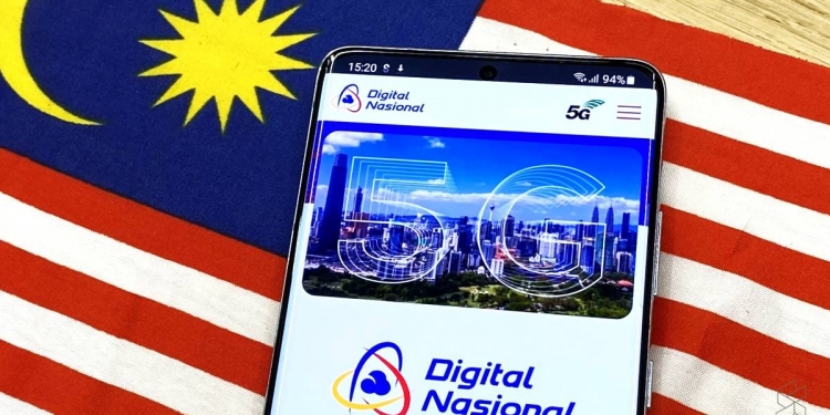 Malaysia kekalkan konsep 5G tunggal, akan beri 70% pegangan DNB kepada syarikat telekomunikasi