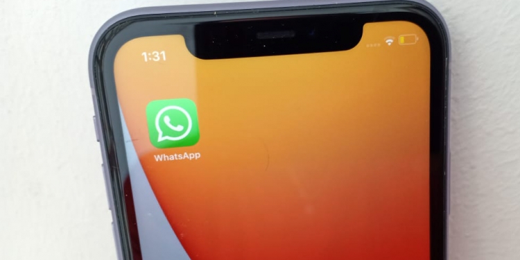 WhatsApp turunkan had jumlah perkongsian mesej forwarded