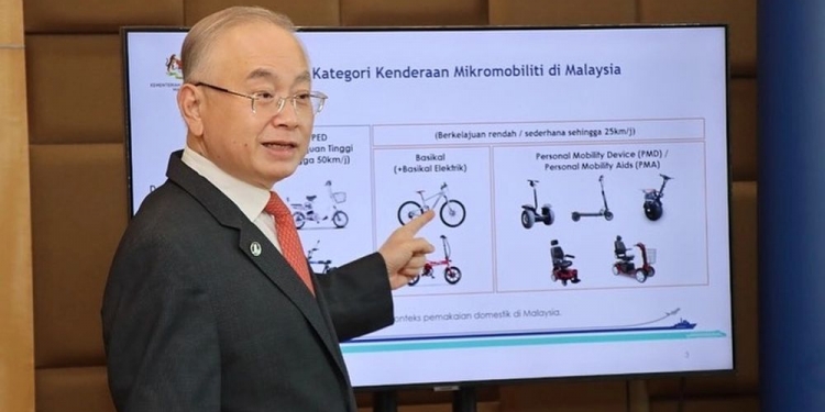 Moped dan e-skuter diharamkan di atas jalan raya, basikal dan e-basikal tidak