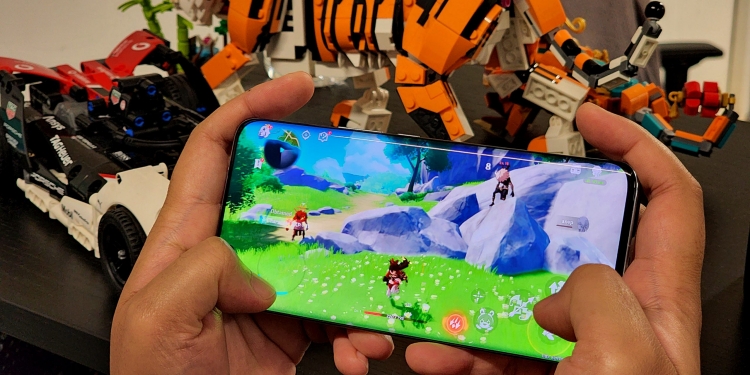 HONOR Magic4 Pro: Terbaik dalam julat harganya