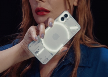 Nothing Phone 1 dilancar di Malaysia, ambil tempahan awal di kedai jalanan Bukit Bintang