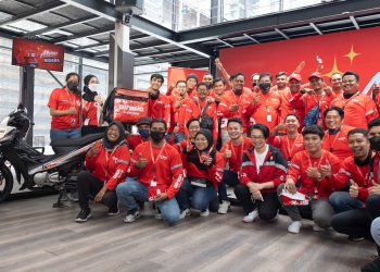 AirAsia ambil rakan penghantar kerja sepenuh masa, apa manfaat yang mereka dapat?