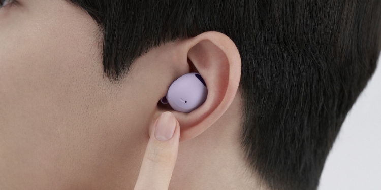 Galaxy Buds 2 Pro, 15% lebih kecil dengan waktu guna sehingga 5 jam