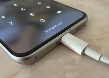 TIPS: 5 cara berkesan jaga bateri telefon & laptop supaya tahan lama