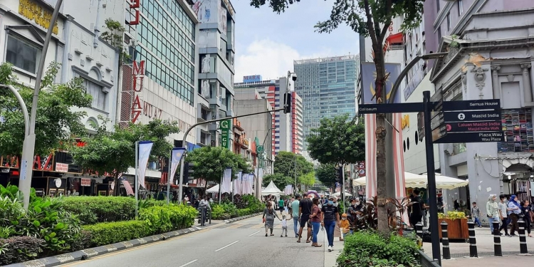 Jalan TAR ditutup untuk semua kenderaan, mari berjalan kaki di sana