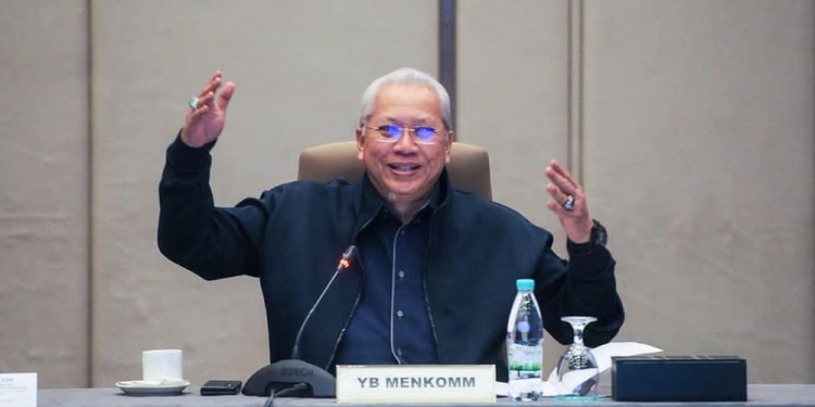 Banyak kali terlepas tarikh, Menteri harap perjanjian 5G akan selesai hujung bulan ini