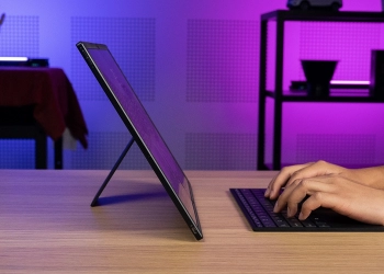 [REVIU] Asus Zenbook 17 Fold OLED, laptop mahal tapi datang dengan papan kekunci bermasalah