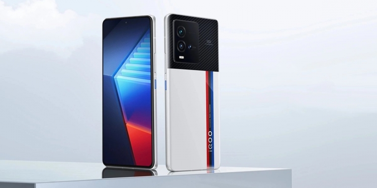 iQoo 10 Pro, telefon gaming setaraf Black Shark 5 & ROG Phone 6 akan datang ke Malaysia?