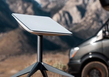 Starlink untuk kenderaan bergerak bakal ditawarkan, harga kelengkapan saja melebihi RM10,000