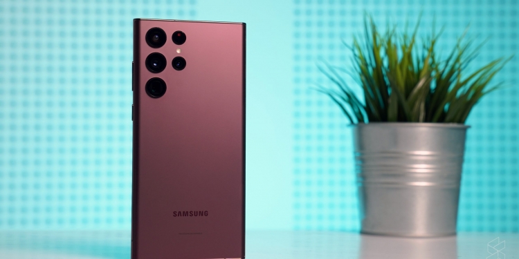 One UI 5 berasaskan Android 13 sudah tiba untuk Galaxy S22 Ultra di Malaysia