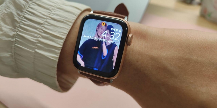 Emergency SOS pada Apple Watch kini ada di Malaysia, ini cara aktifkannya