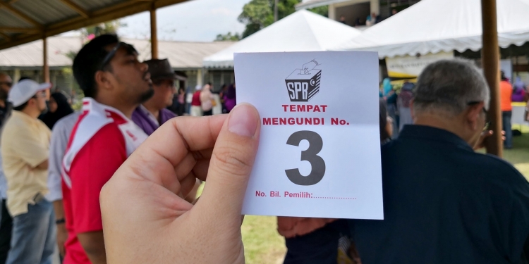 PRU15: Telefon bimbit dilarang guna semasa mengundi, banteras rasuah dan sogokan