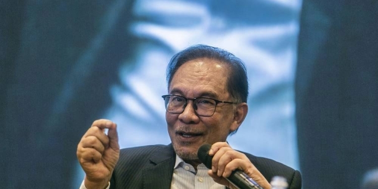 PRU15: Media arus perdana melapor awal tentang lantikan PM dan bagaimana mereka tersilap