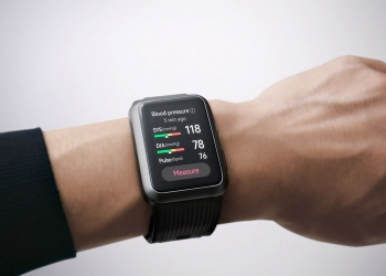 Jam Huawei Watch D dengan beg udara, lulus untuk digunakan di Malaysia