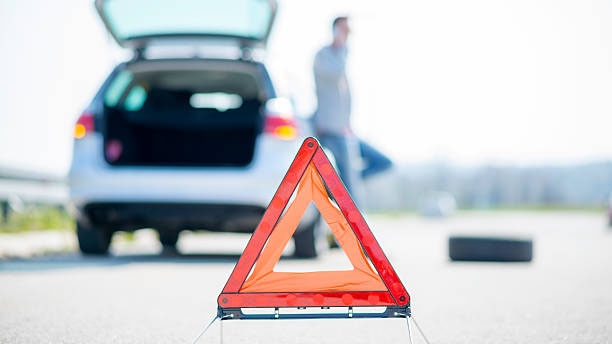 TIPS: Kereta rosak tengah jalan? Ingat untuk lakukan 4 perkara penting ini