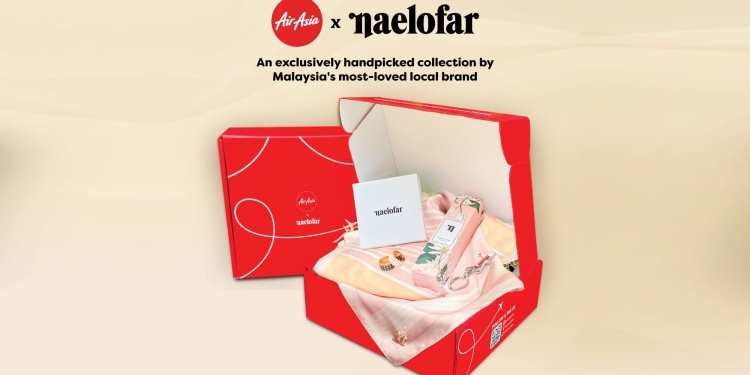 AirAsia jual hijab Naelofar dan kek black & pink di udara untuk masa terhad