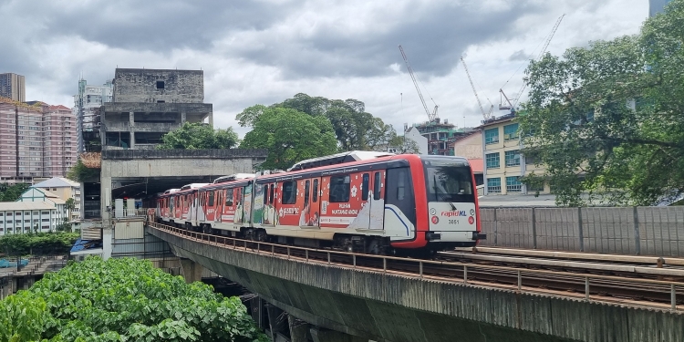 LRT Laluan Ampang tergendala akibat landasan bengkok, tren berpatah balik di Plaza Rakyat dan Bandaraya